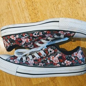 🌸Floral Converse🌸 Red/Pink, Worn Twice!